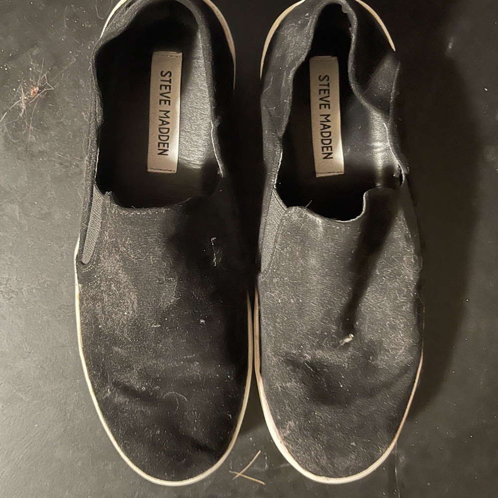 Steve Madden 9 Black Slip On Shoes Faux Suede
